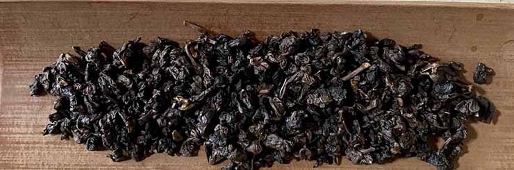Eco-Farmed Special Roast Oolong Tea dry leaves