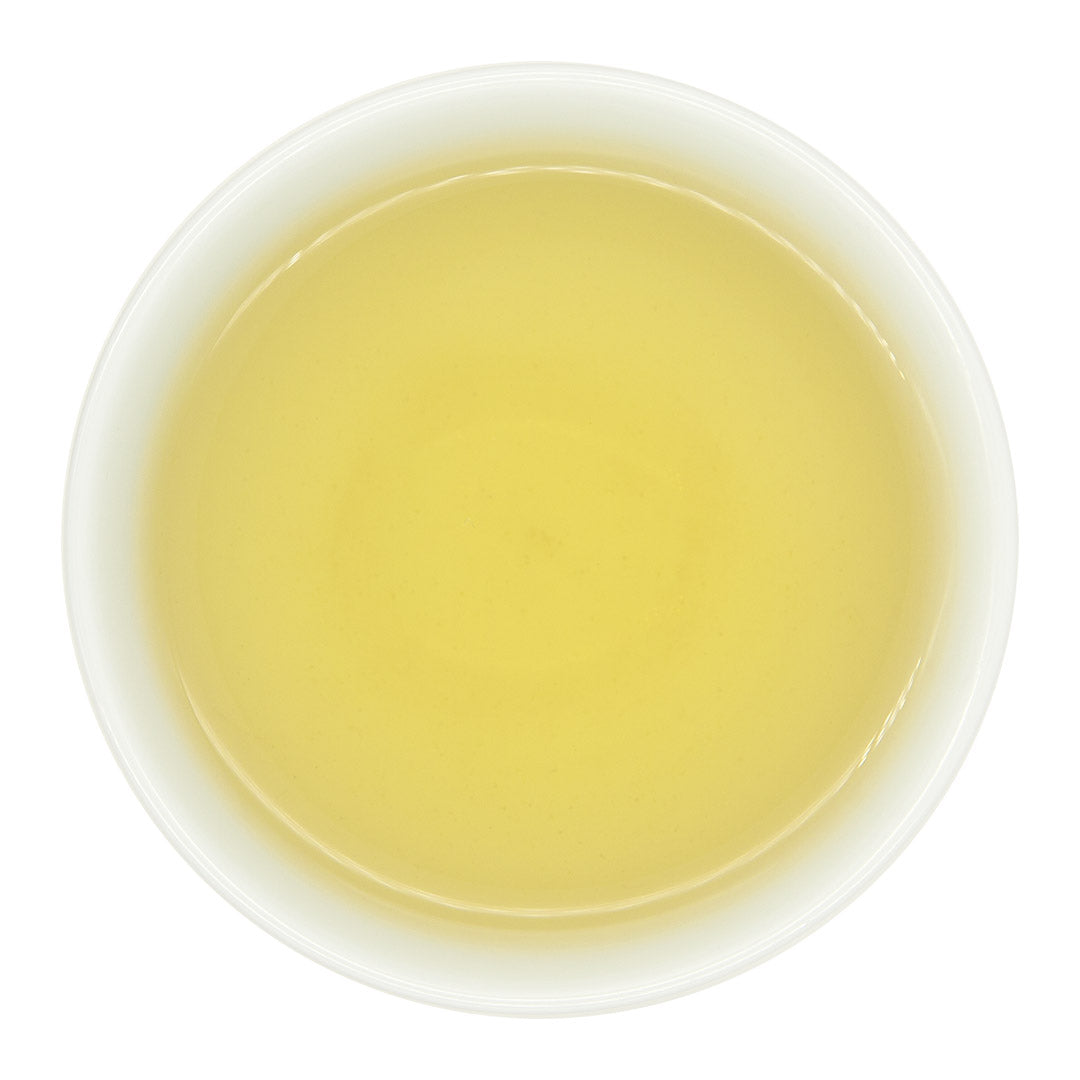 Tsui Yu Jade Oolong Tea, brewed in a cup