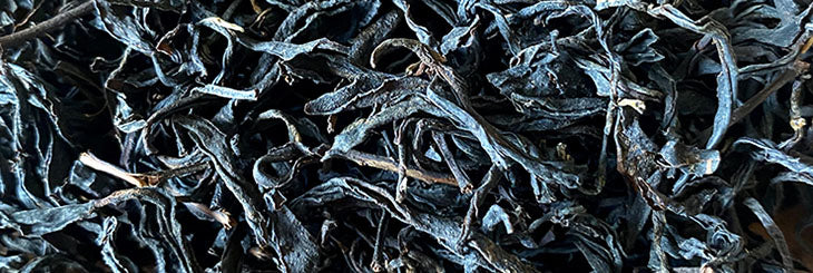 Pingling Qin Xin Black Tea dried leaves
