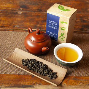 Dong Ding Oolong Tea with teapot